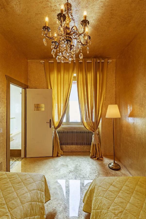 Elegant Historic Large House On Lake Como Apartment Gravedona Exterior photo